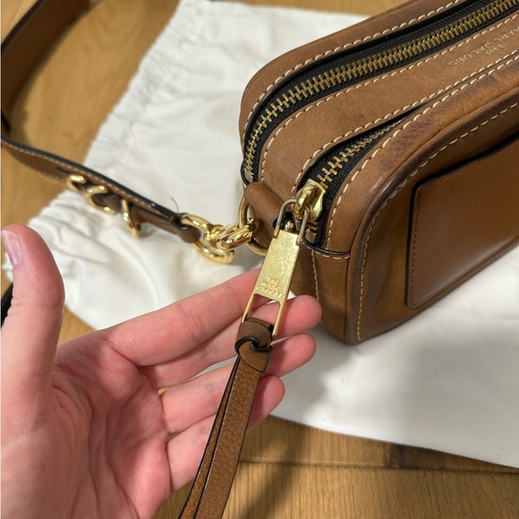 Marc Jacobs The Softshot 21 Suede Camera Bag - Picture 4 of 16